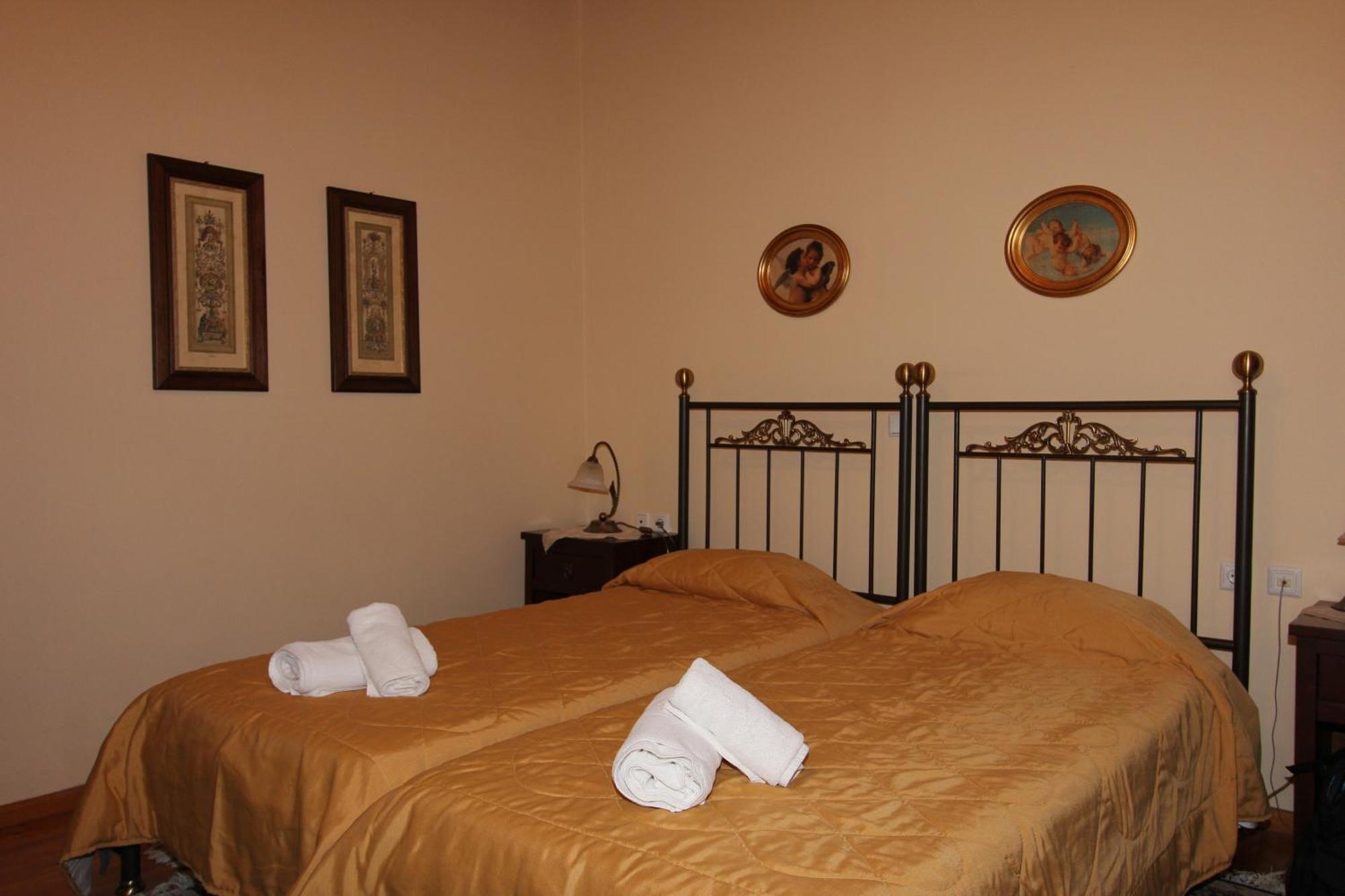 Polyxenia Nafplio