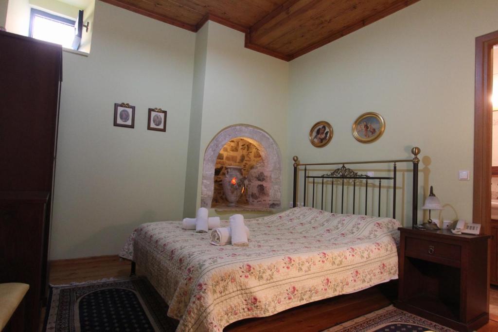 Polyxenia Hotel 4*